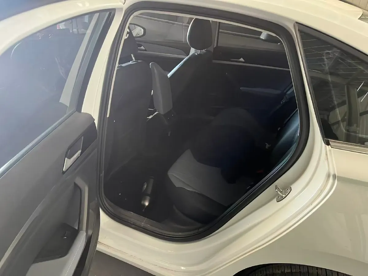 2023 Volkswagen Lavida 1.5L 110HP L4 6AT,autocango,china used car exporter,china ev exporter,chinese used car exporter,chinese used ev exporter