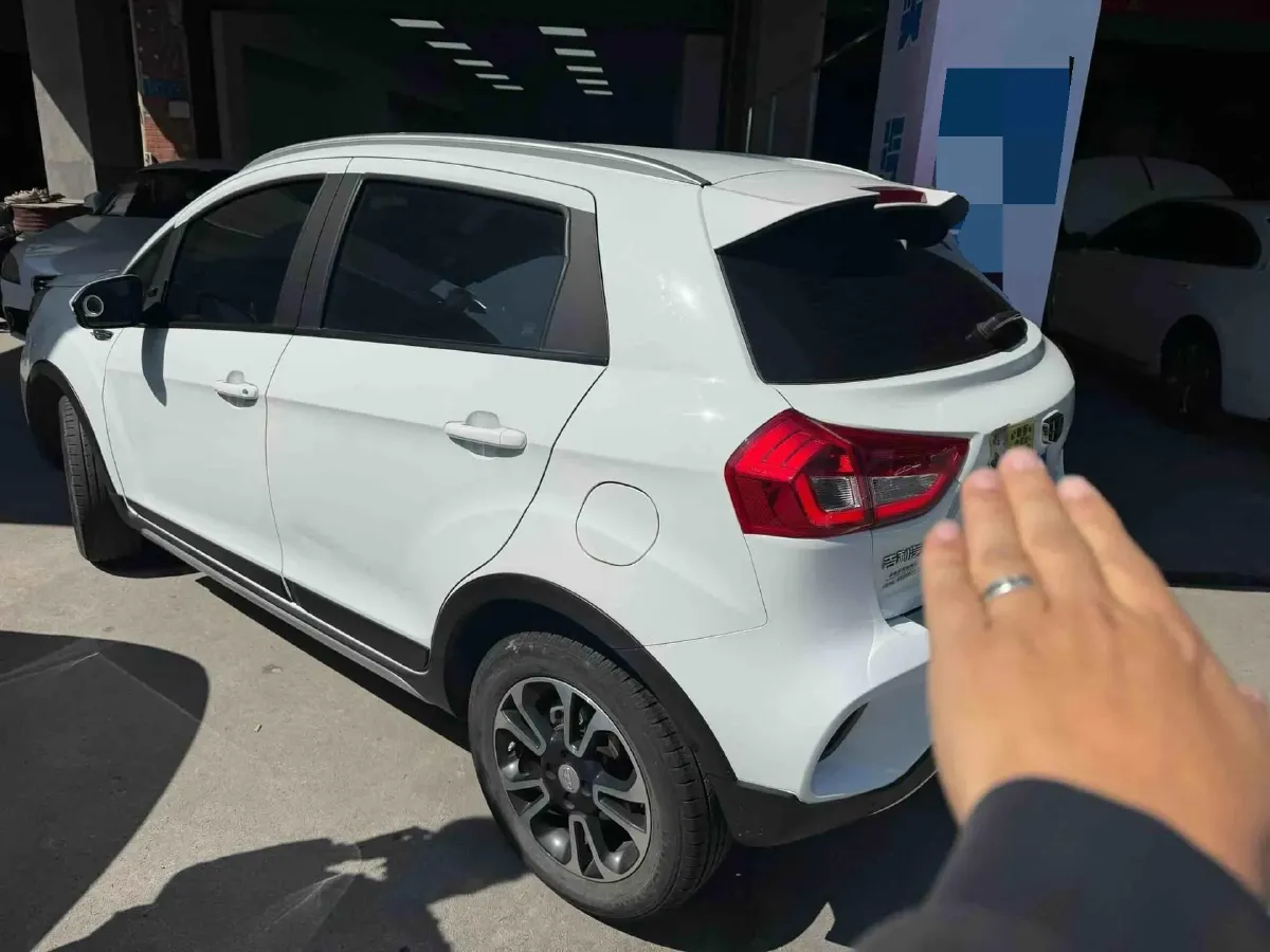 2017 Geely Vision X3 1.5L 102HP L4 4AT,autocango,china used car exporter,china ev exporter,chinese used car exporter,chinese used ev exporter