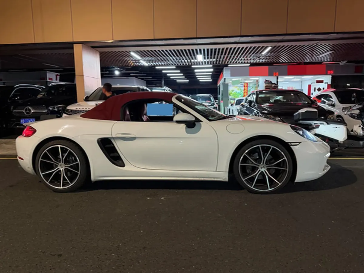 2018 Porsche 718 2.0T 250HP H4 7DCT,autocango,china used car exporter,china ev exporter,chinese used car exporter,chinese used ev exporter