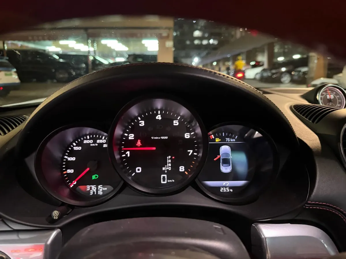 2018 Porsche 718 2.0T 250HP H4 7DCT,autocango,china used car exporter,china ev exporter,chinese used car exporter,chinese used ev exporter