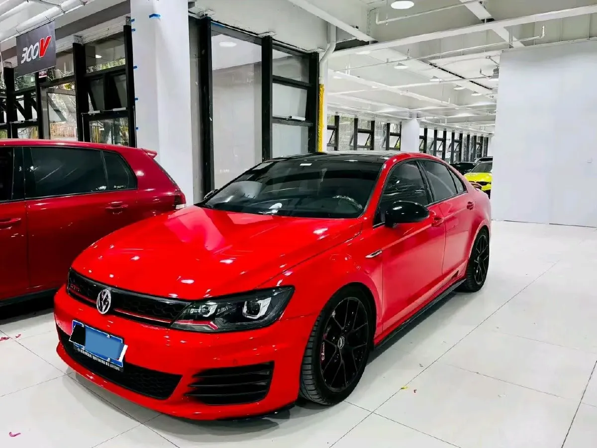 2017 Volkswagen Lamando 2.0T 220HP L4 7DCT,autocango,china used car exporter,china ev exporter,chinese used car exporter,chinese used ev exporter