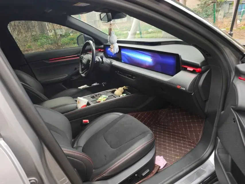 2022 Ford Mondeo 2.0T 238HP L4 8AT,autocango,china used car exporter,china ev exporter,chinese used car exporter,chinese used ev exporter