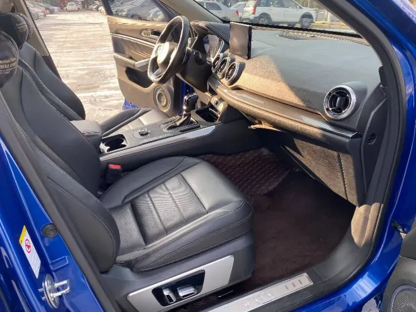 2017 WEY VV5 2.0T 197HP L4 7DCT,autocango,china used car exporter,china ev exporter,chinese used car exporter,chinese used ev exporter