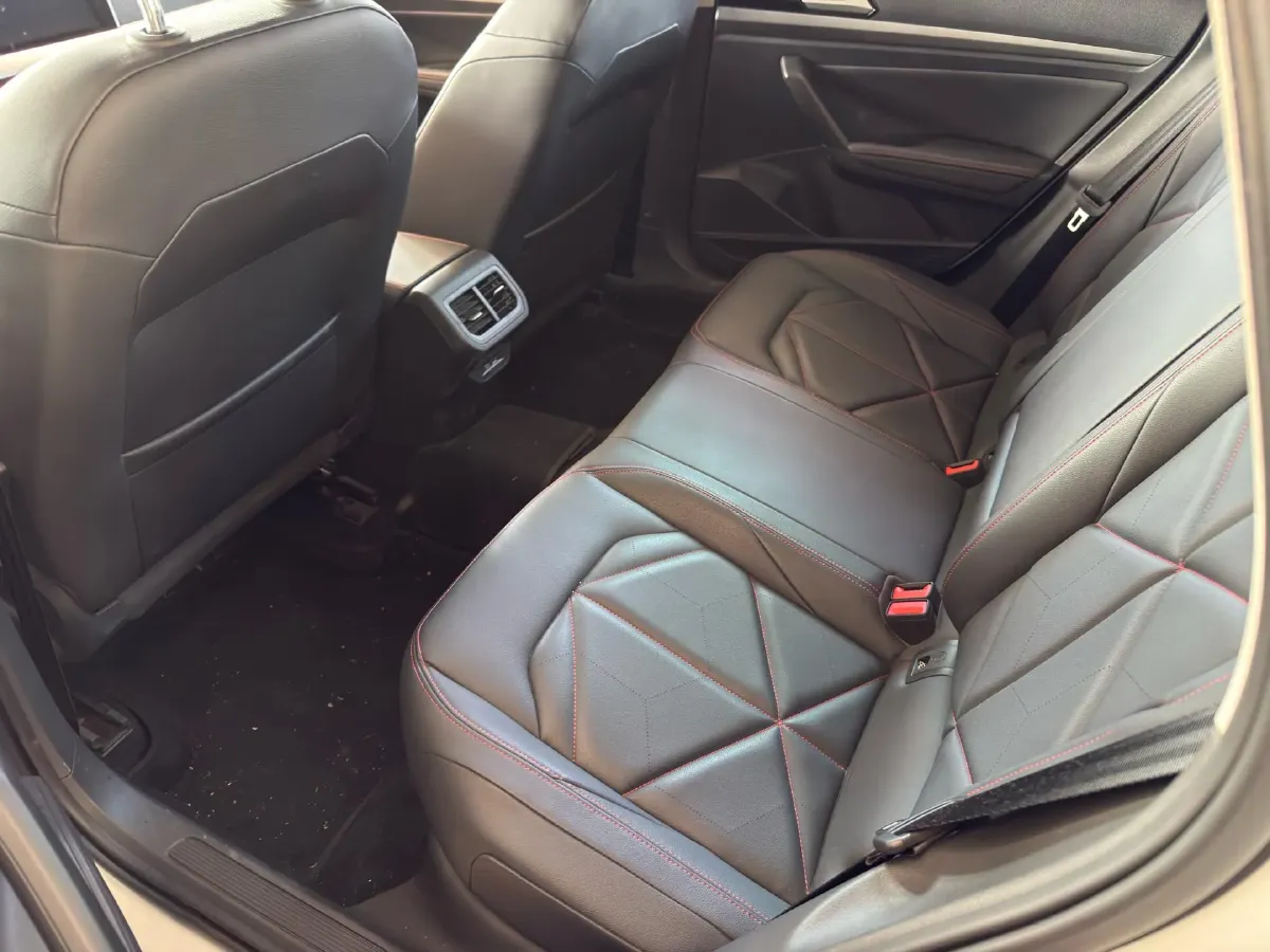 2024 Volkswagen Lavida 1.5T 160HP L4 7DCT,autocango,china used car exporter,china ev exporter,chinese used car exporter,chinese used ev exporter