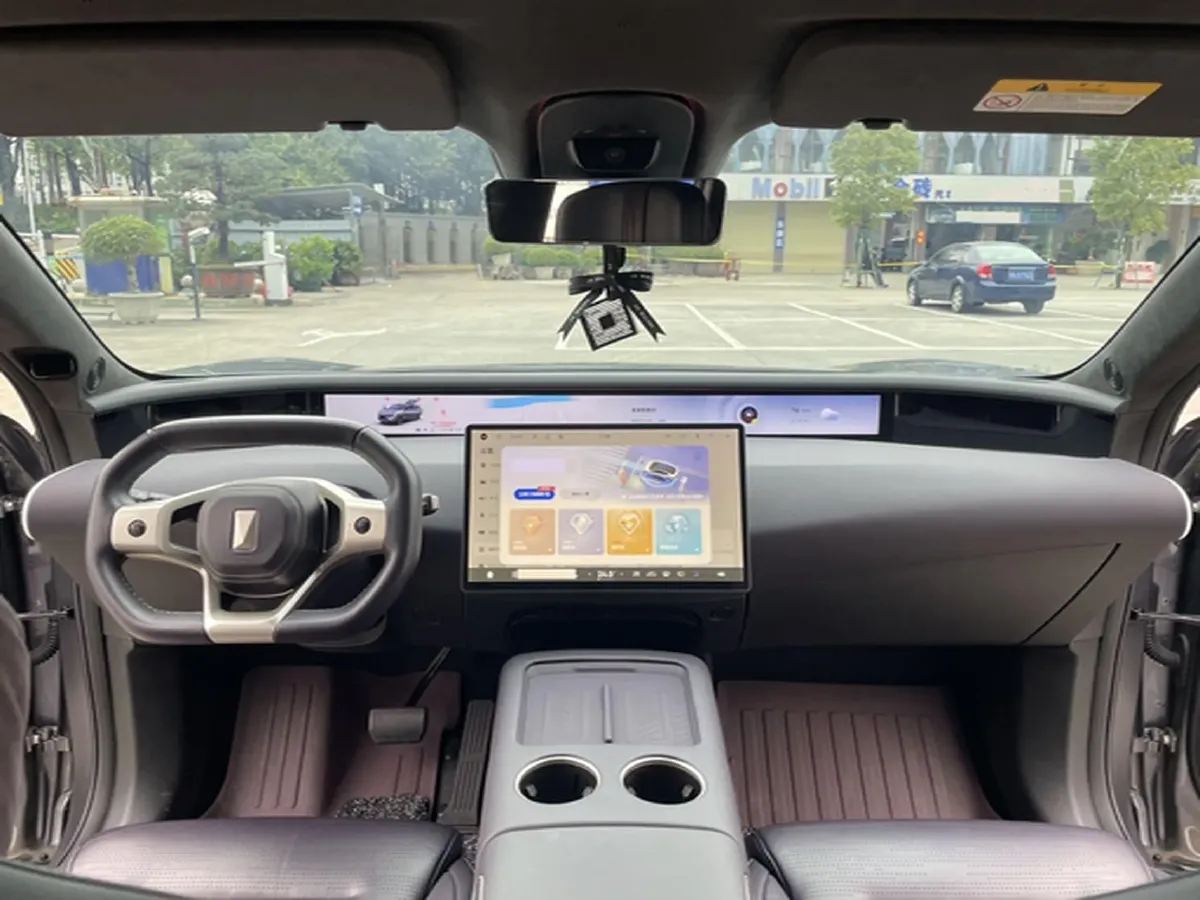 2024 Avatr 07 1.5T 156HP L4 REEV 39.05KWH,autocango,china used car exporter,china ev exporter,chinese used car exporter,chinese used ev exporter