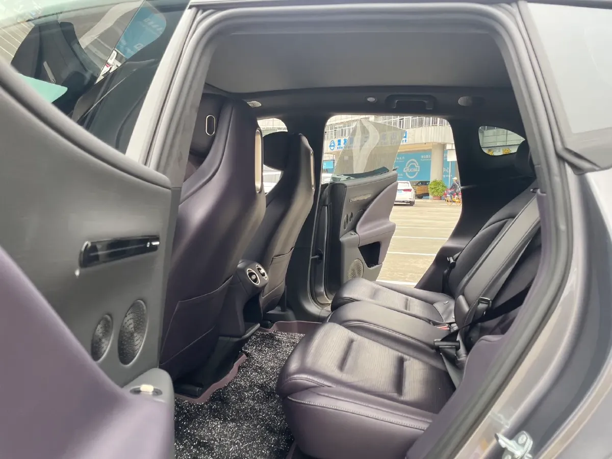 2024 Avatr 07 1.5T 156HP L4 REEV 39.05KWH,autocango,china used car exporter,china ev exporter,chinese used car exporter,chinese used ev exporter