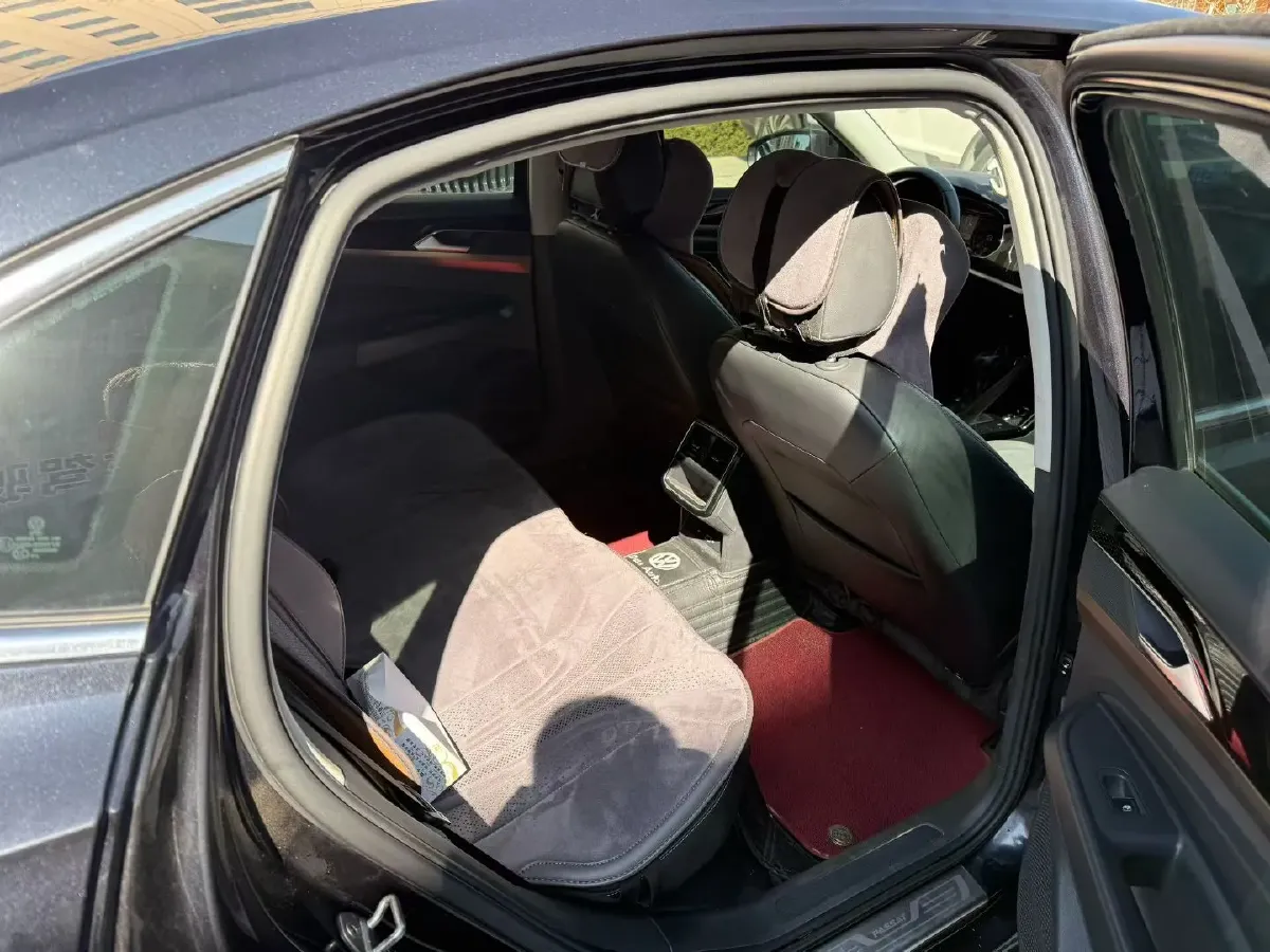 2020 Volkswagen Passat 1.4T 150HP L4 7DCT,autocango,china used car exporter,china ev exporter,chinese used car exporter,chinese used ev exporter