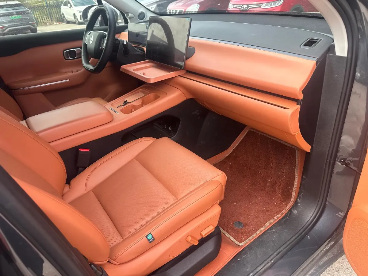 2024 Leapmotor C16 1.5L 95HP L4 REEV 28.4KWH,autocango,china used car exporter,china ev exporter,chinese used car exporter,chinese used ev exporter