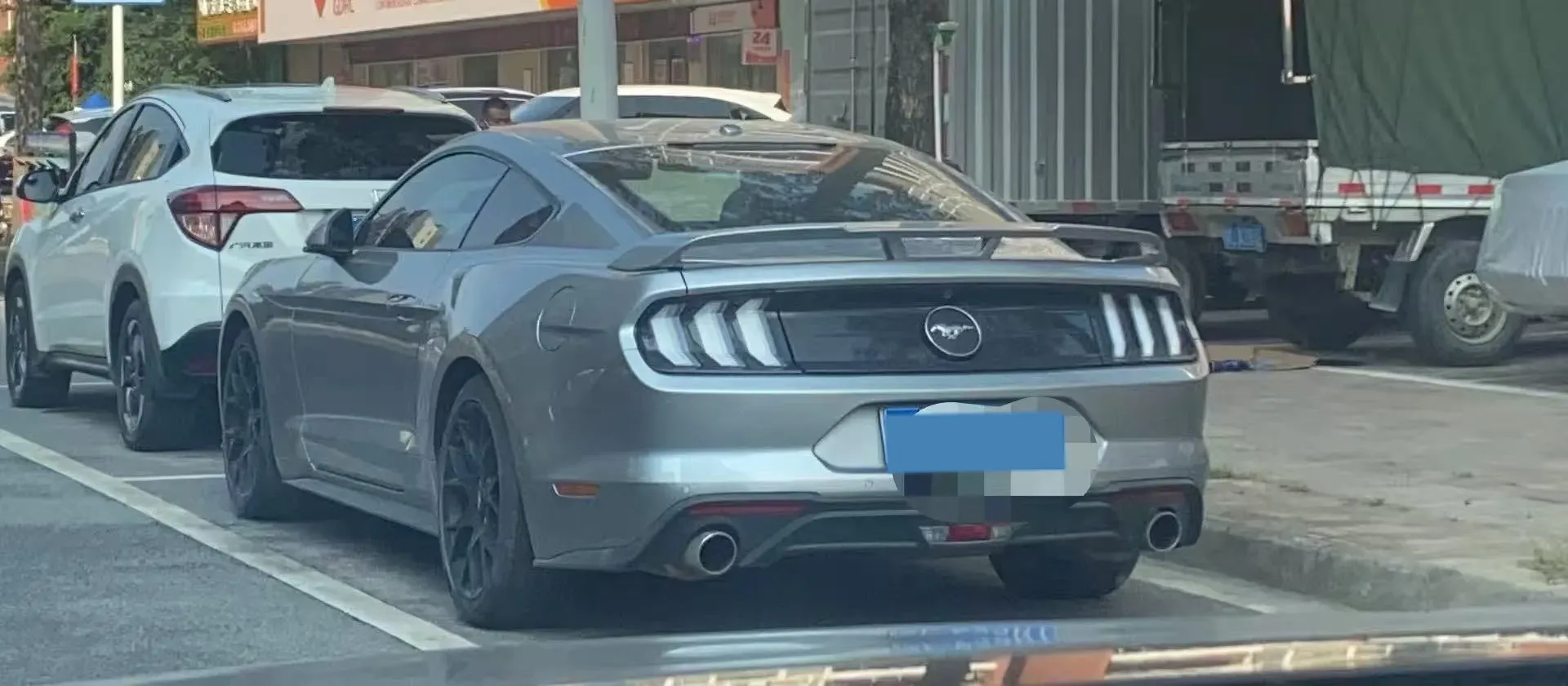 2020 Ford Mustang 2.3T 299HP L4 10AT,autocango,china used car exporter,china ev exporter,chinese used car exporter,chinese used ev exporter