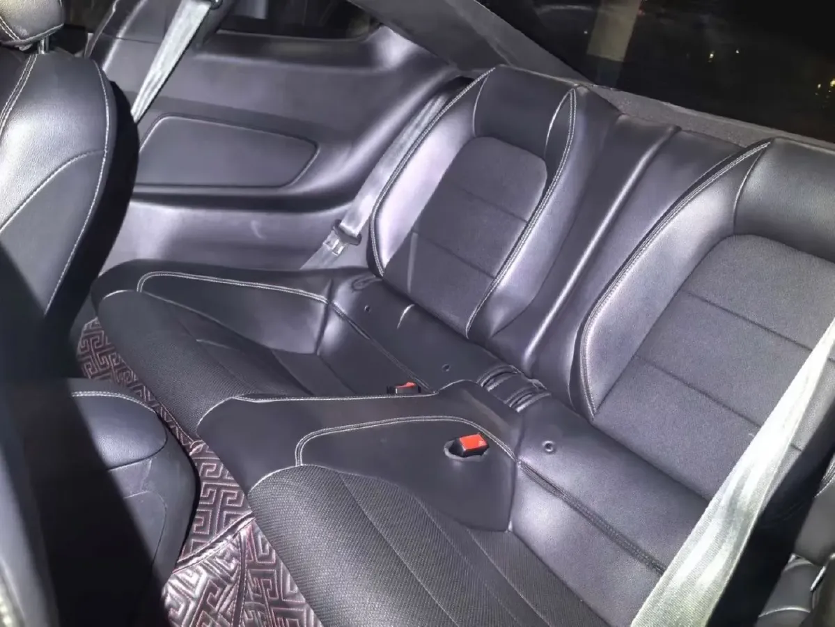 2020 Ford Mustang 2.3T 299HP L4 10AT,autocango,china used car exporter,china ev exporter,chinese used car exporter,chinese used ev exporter