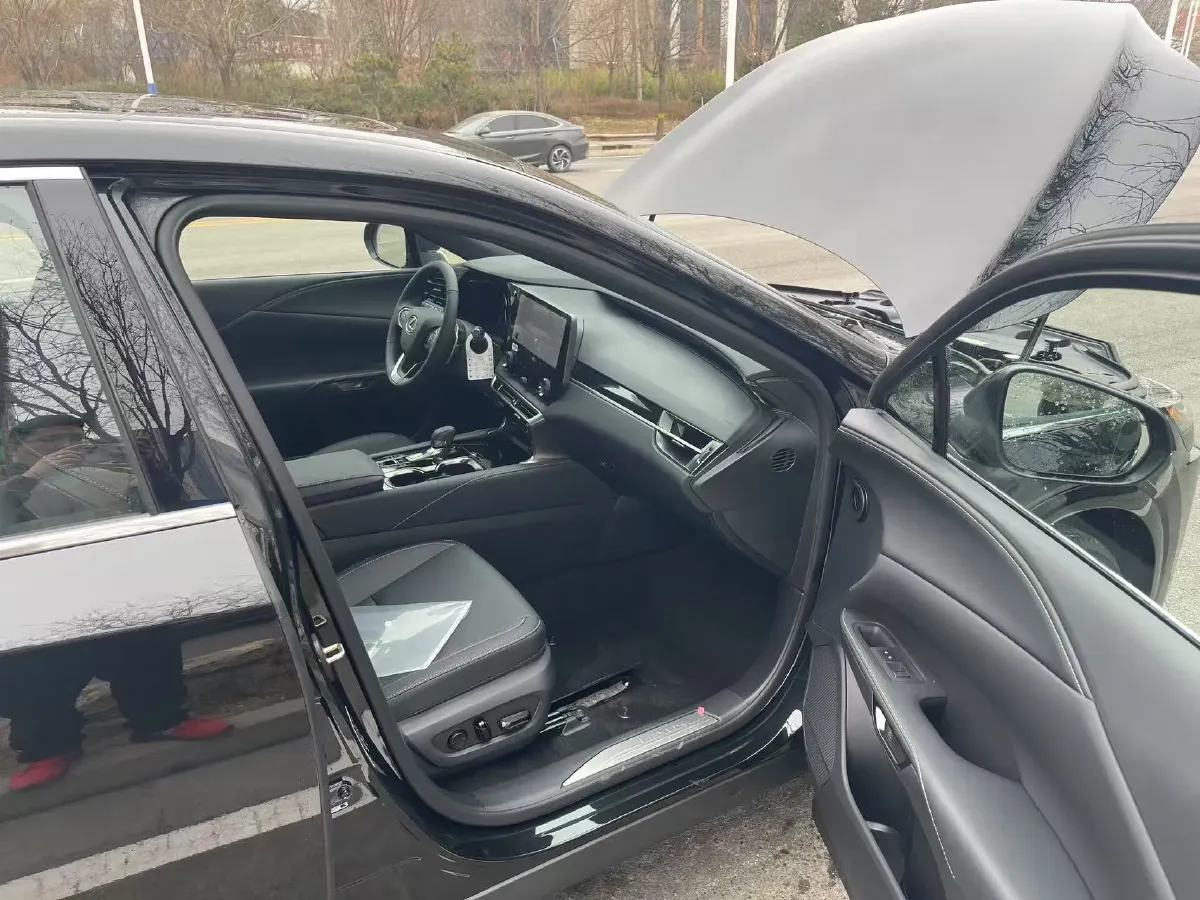 2026 Lexus RX 2.0T 248HP L4 8AT,autocango,china used car exporter,china ev exporter,chinese used car exporter,chinese used ev exporter