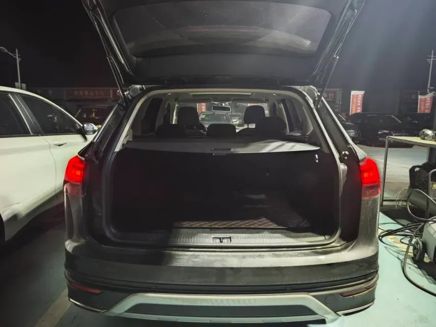 2021 Volkswagen Tayron 2.0T 186HP L4 7DCT,autocango,china used car exporter,china ev exporter,chinese used car exporter,chinese used ev exporter