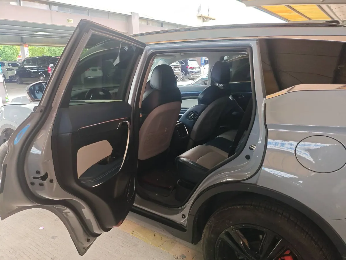 2022 Geely Azkarra 1.8T 184HP L4 7DCT,autocango,china used car exporter,china ev exporter,chinese used car exporter,chinese used ev exporter