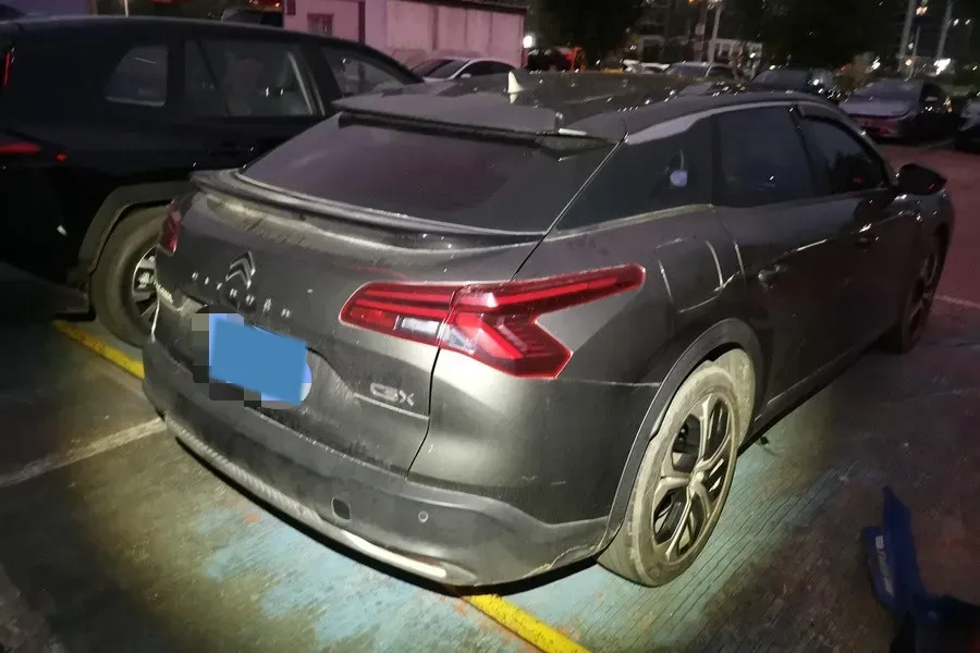 2022 Citroen C5 X 1.6T 175HP L4 8AT,autocango,china used car exporter,china ev exporter,chinese used car exporter,chinese used ev exporter