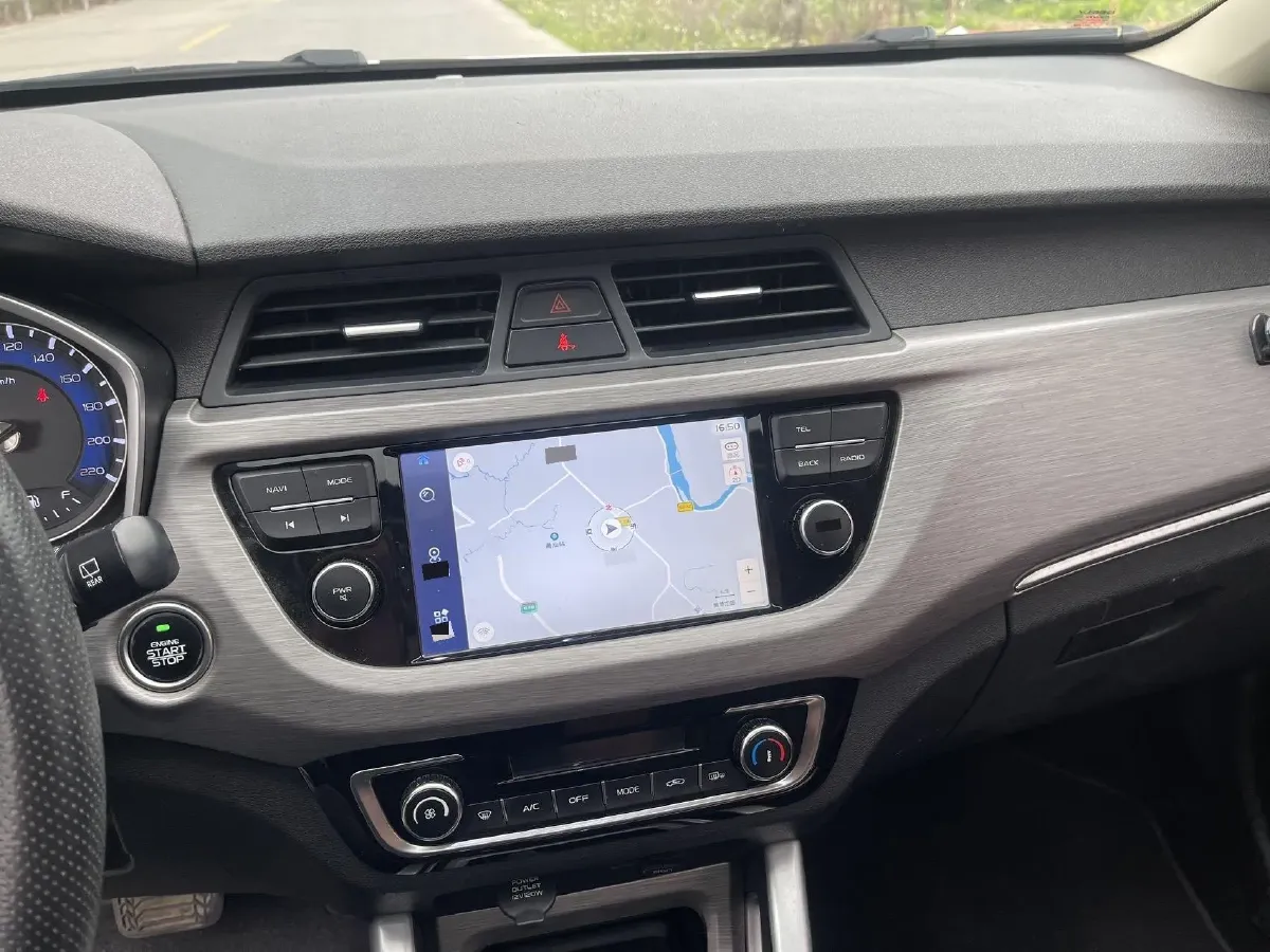 2017 Geely Vision X3 1.5L 102HP L4 4AT,autocango,china used car exporter,china ev exporter,chinese used car exporter,chinese used ev exporter