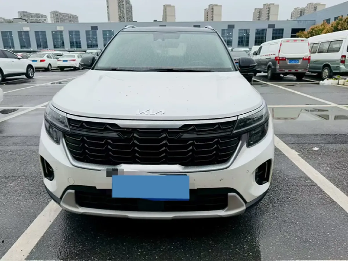 2023 Kia Seltos 1.5L 115HP L4 CVT,autocango,china used car exporter,china ev exporter,chinese used car exporter,chinese used ev exporter