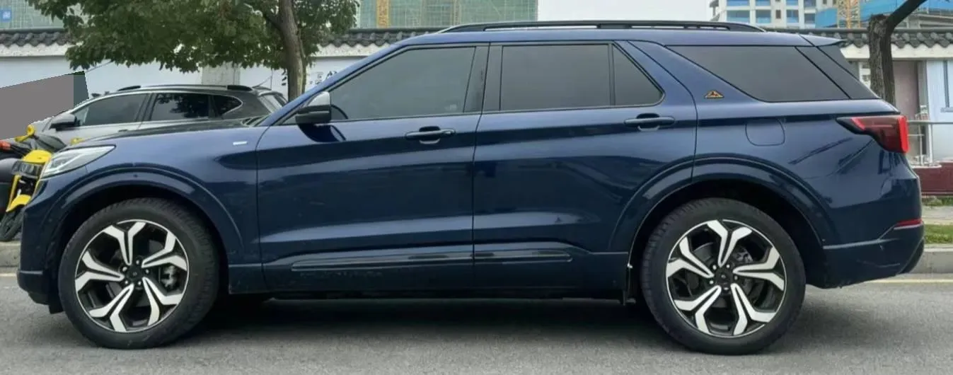 2023 Ford Explorer 2.3T 276HP L4 10AT,autocango,china used car exporter,china ev exporter,chinese used car exporter,chinese used ev exporter