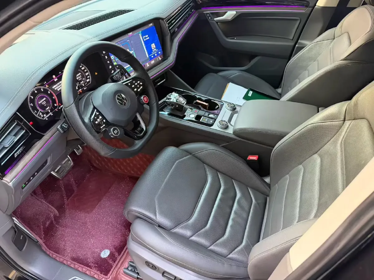 2019 Volkswagen Touareg 3.0T 340HP V6 8AT,autocango,china used car exporter,china ev exporter,chinese used car exporter,chinese used ev exporter