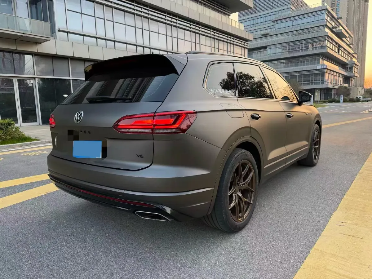 2019 Volkswagen Touareg 3.0T 340HP V6 8AT,autocango,china used car exporter,china ev exporter,chinese used car exporter,chinese used ev exporter