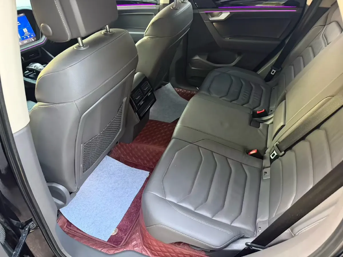 2019 Volkswagen Touareg 3.0T 340HP V6 8AT,autocango,china used car exporter,china ev exporter,chinese used car exporter,chinese used ev exporter