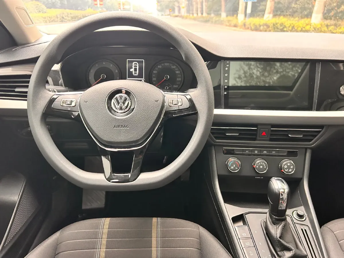 2019 Volkswagen Sagitar 1.2T 116HP L4 7DCT,autocango,china used car exporter,china ev exporter,chinese used car exporter,chinese used ev exporter