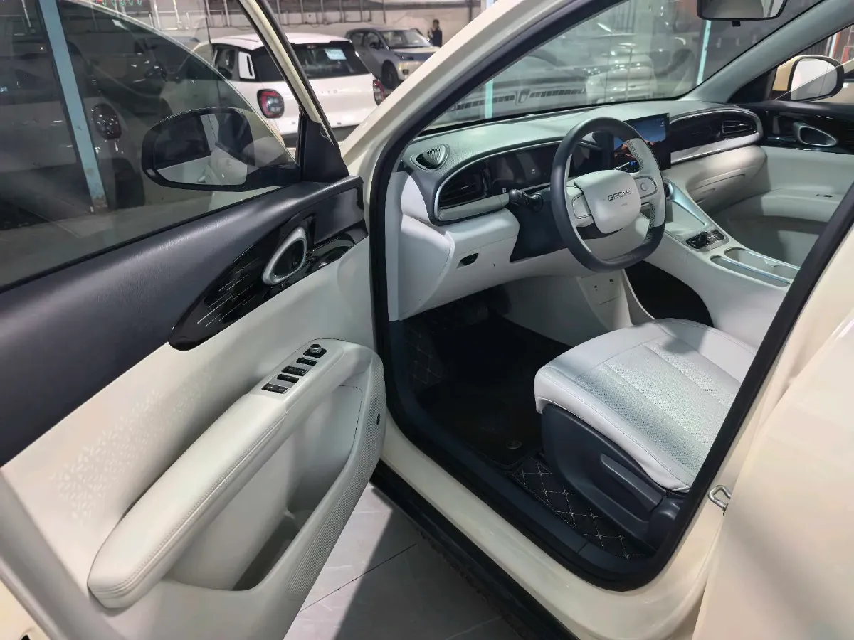 2025 WuLing BinGuo S BEV,autocango,china used car exporter,china ev exporter,chinese used car exporter,chinese used ev exporter