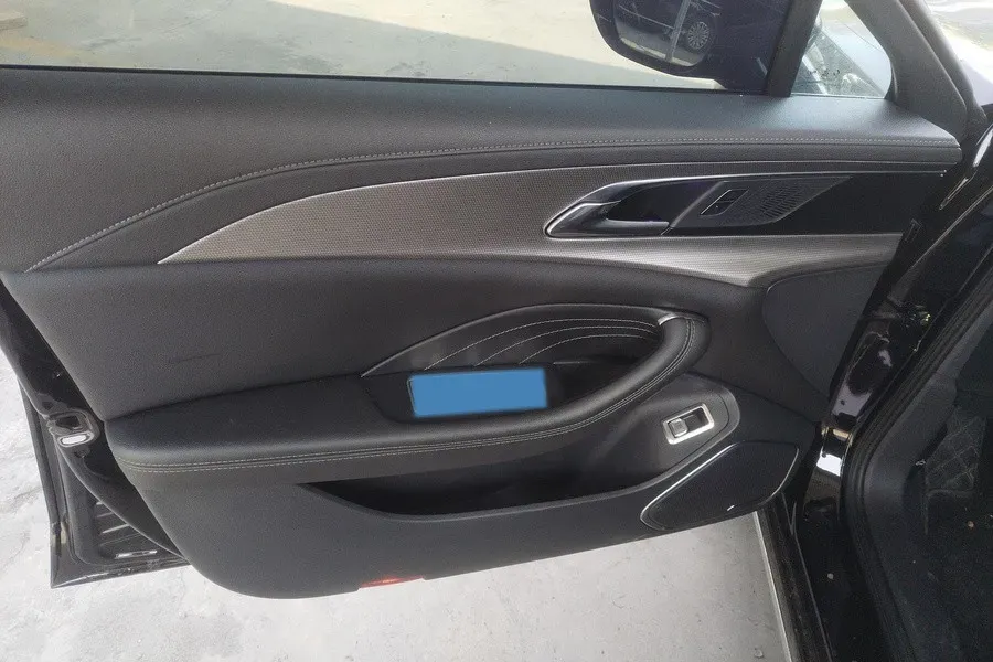 2024 HongQi H5 1.5T 169HP L4 7DCT,autocango,china used car exporter,china ev exporter,chinese used car exporter,chinese used ev exporter