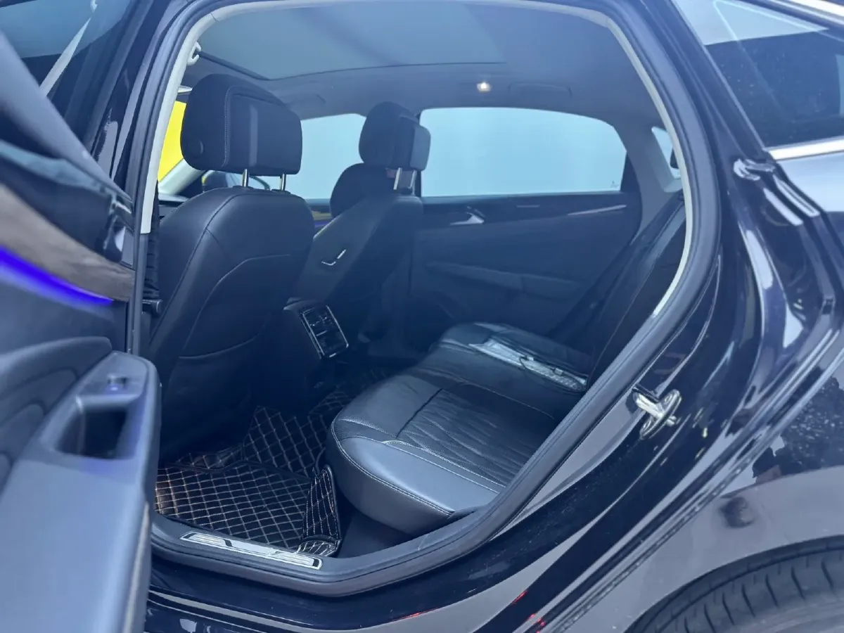 2019 Volkswagen Passat 2.0T 186HP L4 7DCT,autocango,china used car exporter,china ev exporter,chinese used car exporter,chinese used ev exporter