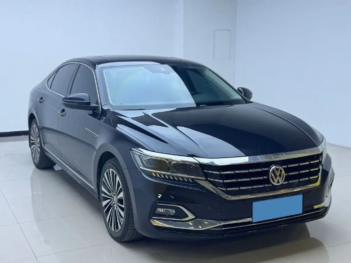 2019 Volkswagen Passat 2.0T 186HP L4 7DCT,autocango,china used car exporter,china ev exporter,chinese used car exporter,chinese used ev exporter