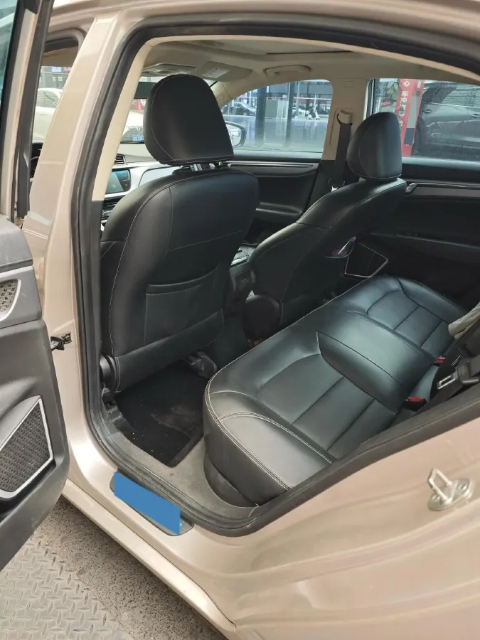 2019 Geely Emgrand GL 1.4T 133HP L4 CVT,autocango,china used car exporter,china ev exporter,chinese used car exporter,chinese used ev exporter