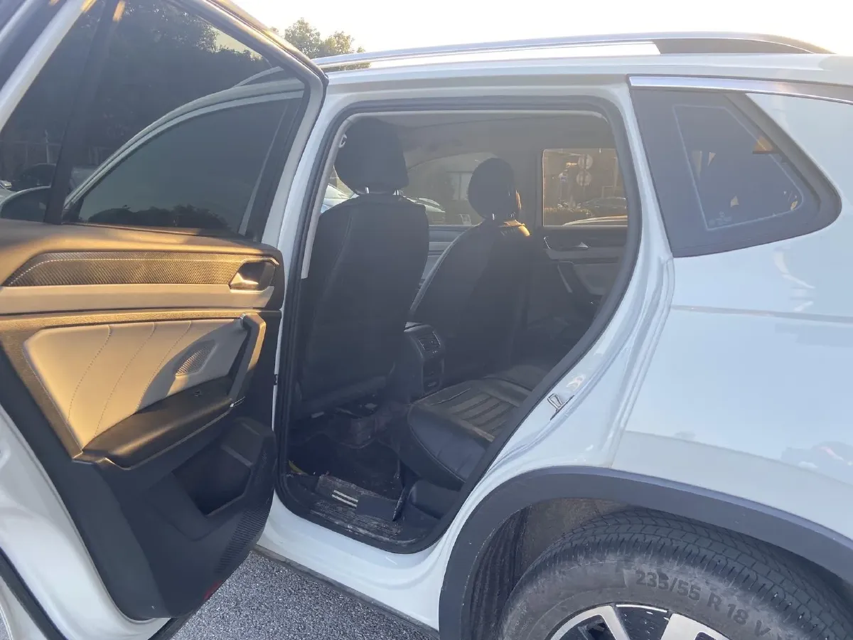 2023 Volkswagen Tayron 1.4T 150HP L4 7DCT,autocango,china used car exporter,china ev exporter,chinese used car exporter,chinese used ev exporter