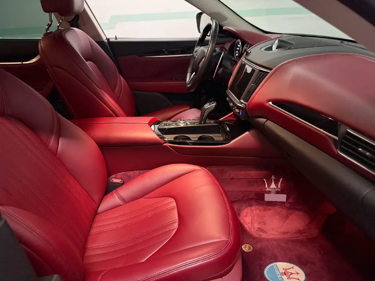 2021 Maserati Levante 3.0T 350HP V6 8AT,autocango,china used car exporter,china ev exporter,chinese used car exporter,chinese used ev exporter