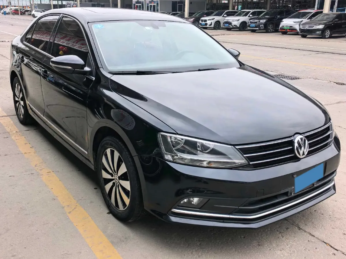 2018 KingLong KaiTe 2.3T 110HP L4 5MT,autocango,china used car exporter,china ev exporter,chinese used car exporter,chinese used ev exporter