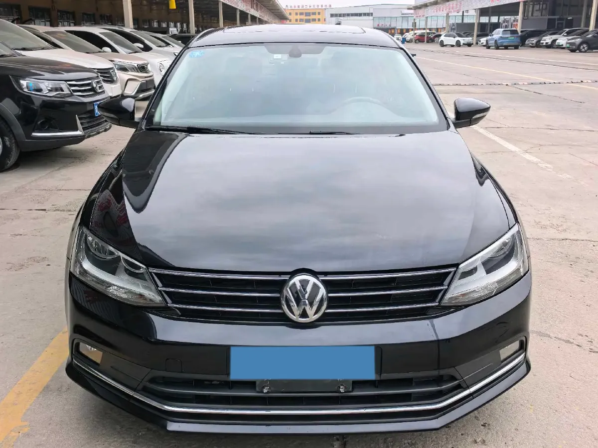 2018 KingLong KaiTe 2.3T 110HP L4 5MT,autocango,china used car exporter,china ev exporter,chinese used car exporter,chinese used ev exporter