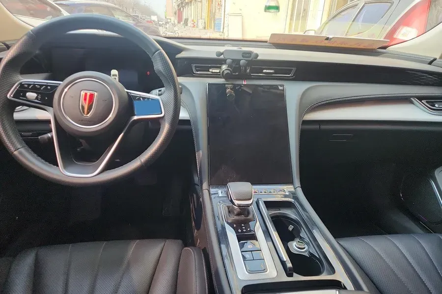 2023 HongQi H5 1.5T 169HP L4 7DCT,autocango,china used car exporter,china ev exporter,chinese used car exporter,chinese used ev exporter