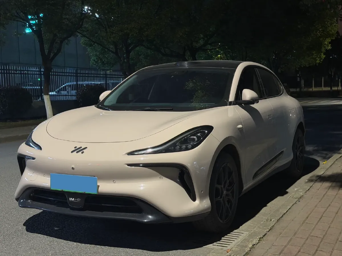 2023 IM LS6 BEV 90KWH,autocango,china used car exporter,china ev exporter,chinese used car exporter,chinese used ev exporter