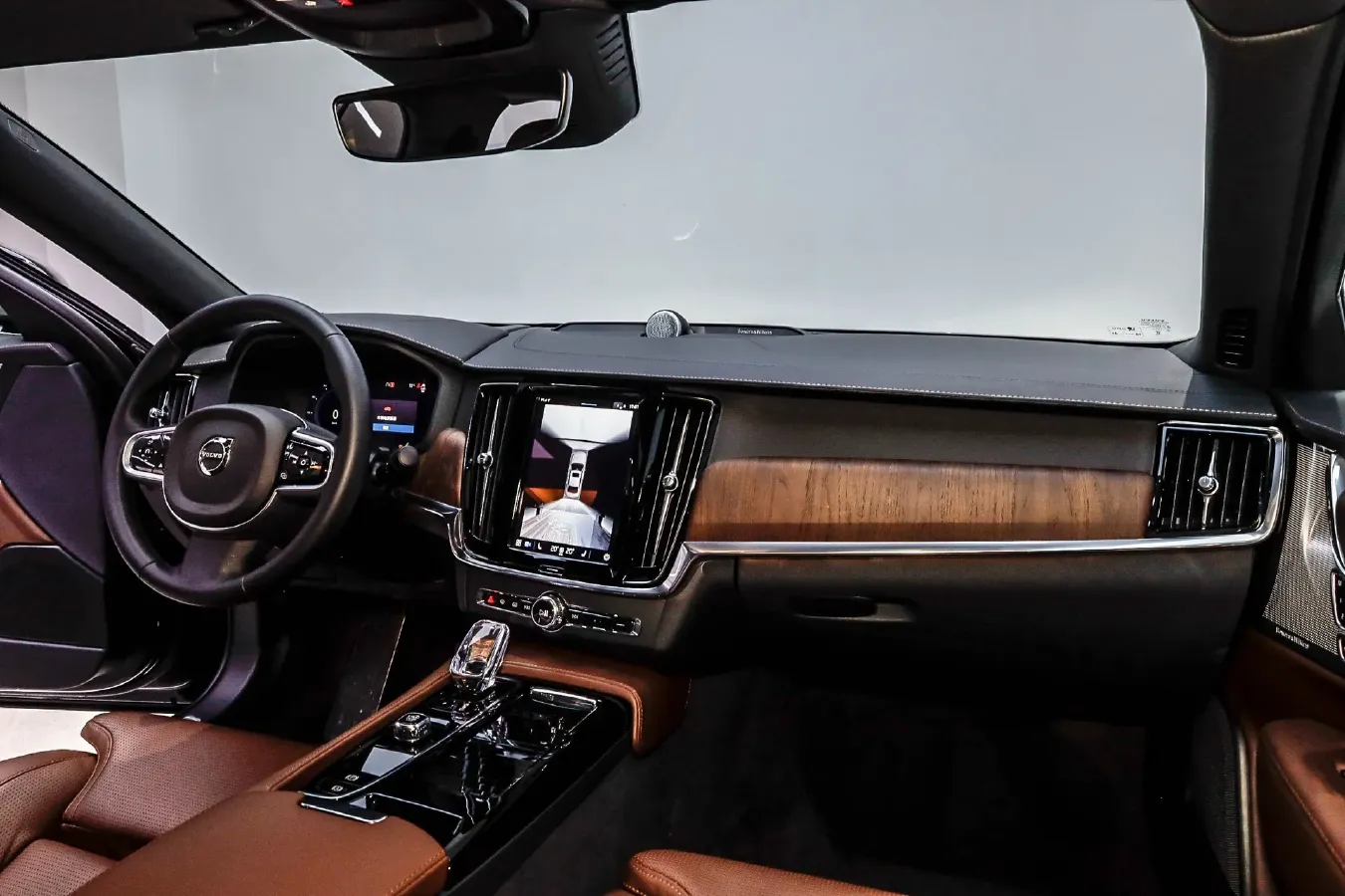 2025 Volvo S90 PHEV 2.0T 310HP L4 8AT PHEV 18.831KWH,autocango,china used car exporter,china ev exporter,chinese used car exporter,chinese used ev exporter