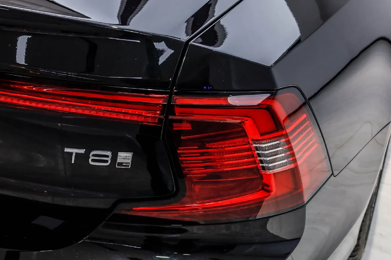 2025 Volvo S90 PHEV 2.0T 310HP L4 8AT PHEV 18.831KWH,autocango,china used car exporter,china ev exporter,chinese used car exporter,chinese used ev exporter