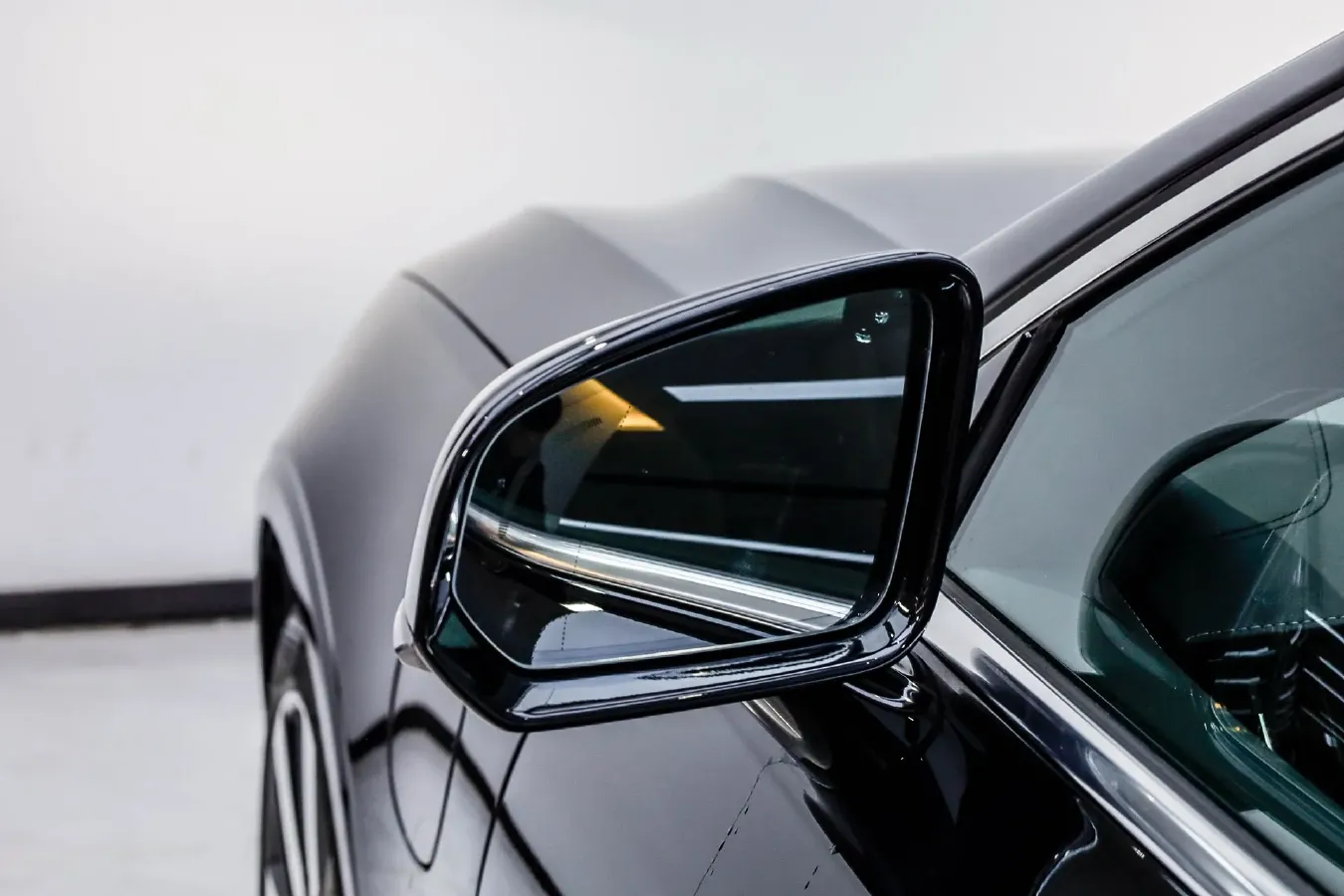 2025 Volvo S90 PHEV 2.0T 310HP L4 8AT PHEV 18.831KWH,autocango,china used car exporter,china ev exporter,chinese used car exporter,chinese used ev exporter