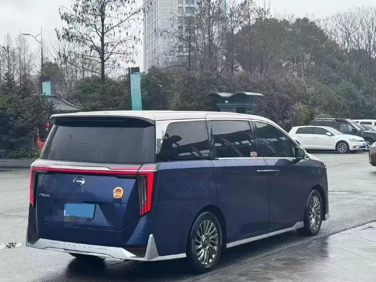 2023 GAC Trumpchi M8 2.0T 252HP L4 8AT,autocango,china used car exporter,china ev exporter,chinese used car exporter,chinese used ev exporter