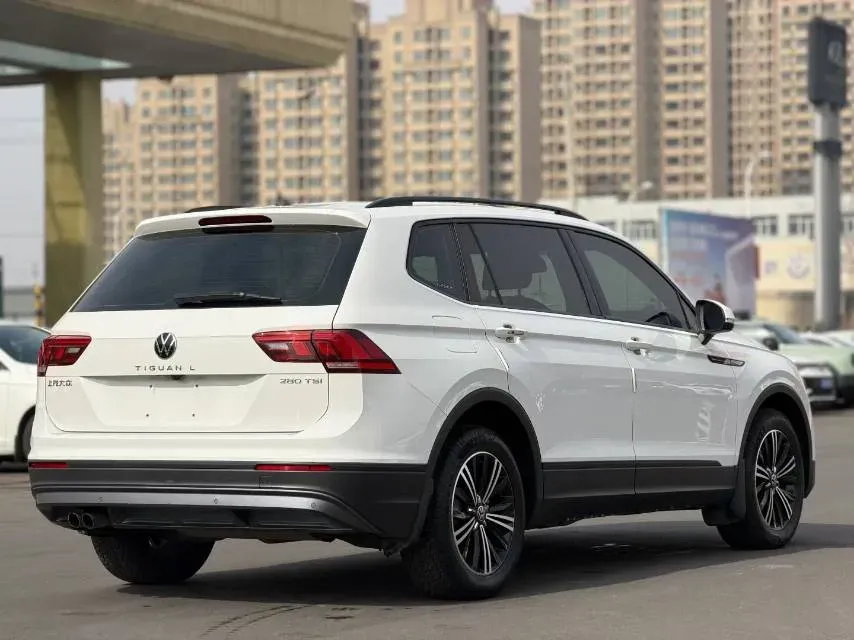 2021 Volkswagen Tiguan L 1.4T 150HP L4 7DCT,autocango,china used car exporter,china ev exporter,chinese used car exporter,chinese used ev exporter