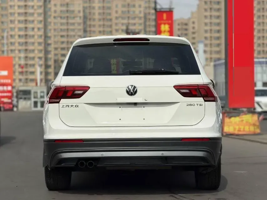2021 Volkswagen Tiguan L 1.4T 150HP L4 7DCT,autocango,china used car exporter,china ev exporter,chinese used car exporter,chinese used ev exporter