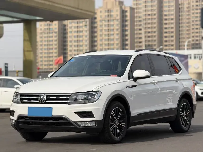 2021 Volkswagen Tiguan L 1.4T 150HP L4 7DCT,autocango,china used car exporter,china ev exporter,chinese used car exporter,chinese used ev exporter