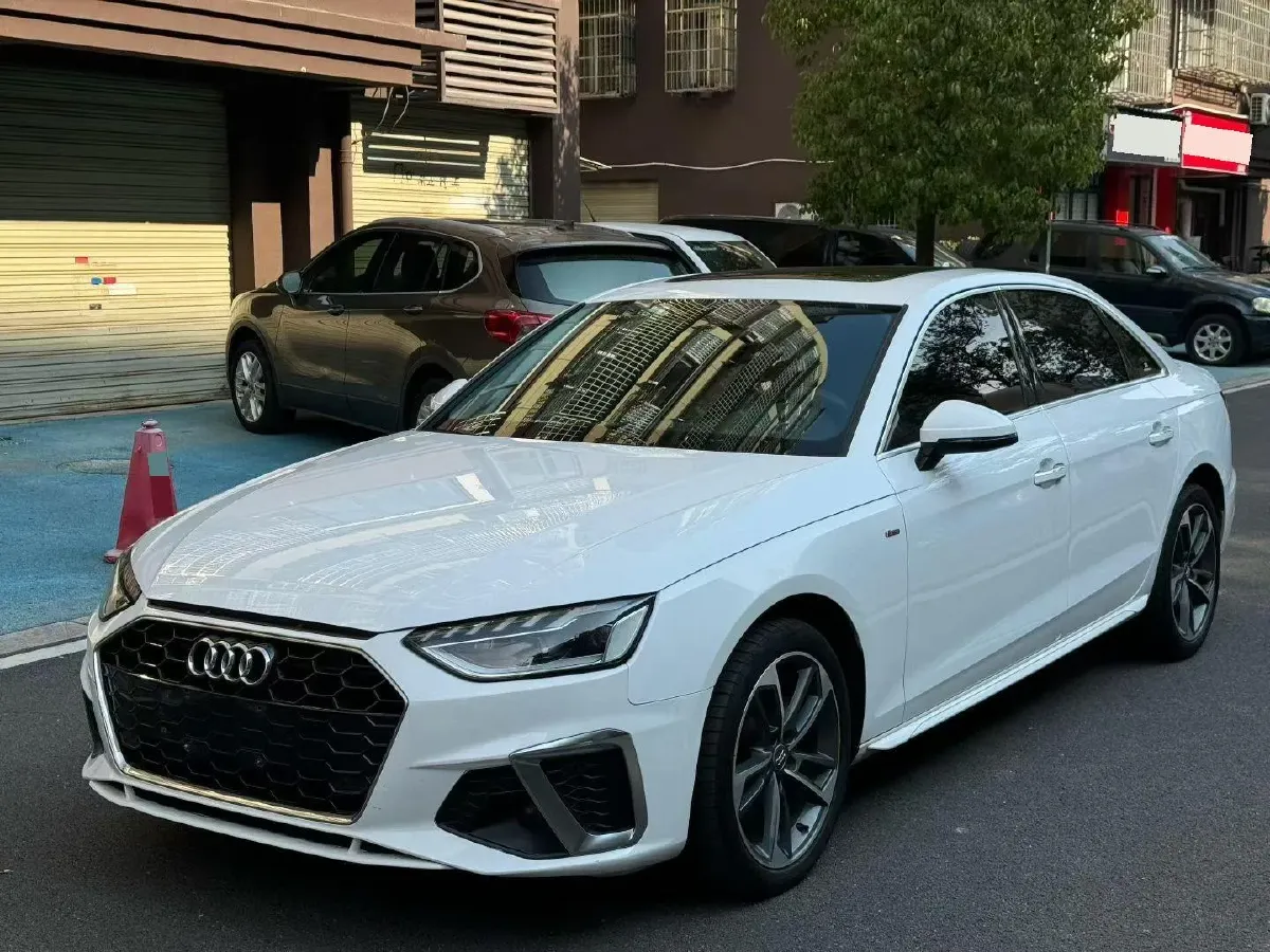 2020 Audi A4L 2.0T 190HP L4 7DCT,autocango,china used car exporter,china ev exporter,chinese used car exporter,chinese used ev exporter