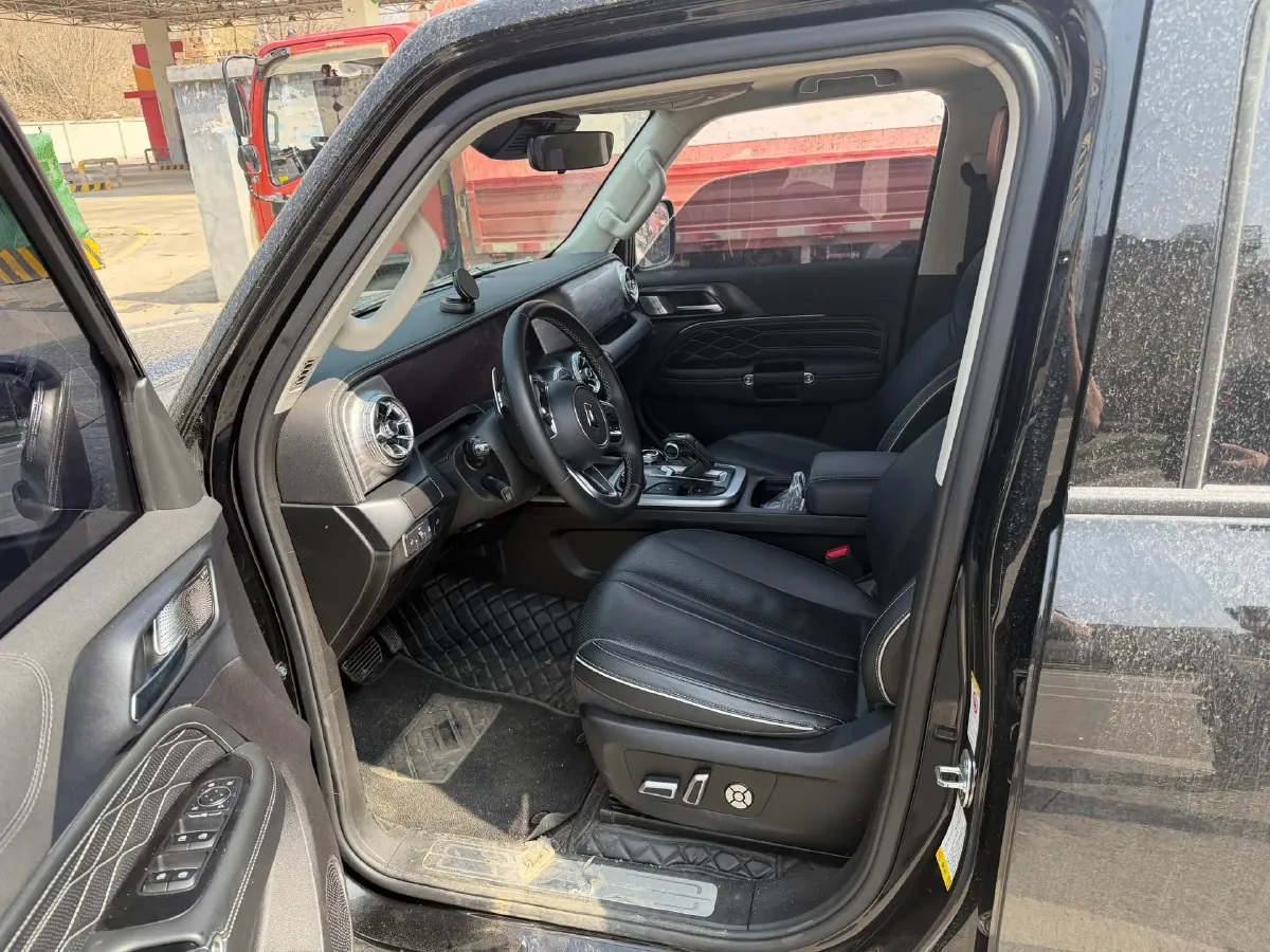 2023 Tank 300 2.0T 227HP L4 8AT,autocango,china used car exporter,china ev exporter,chinese used car exporter,chinese used ev exporter