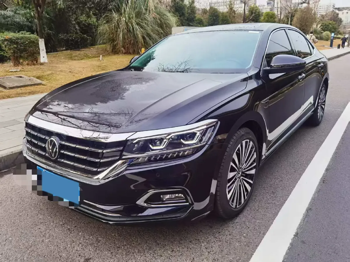 2021 Volkswagen Passat 2.0T 186HP L4 7DCT,autocango,china used car exporter,china ev exporter,chinese used car exporter,chinese used ev exporter