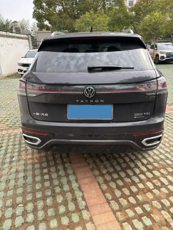2024 Volkswagen Tayron 2.0T 220HP L4 7DCT,autocango,china used car exporter,china ev exporter,chinese used car exporter,chinese used ev exporter
