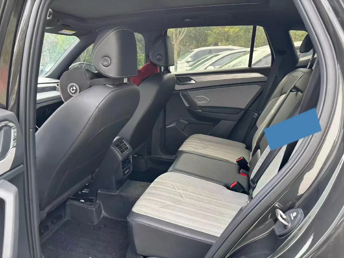 2024 Volkswagen Tayron 2.0T 220HP L4 7DCT,autocango,china used car exporter,china ev exporter,chinese used car exporter,chinese used ev exporter