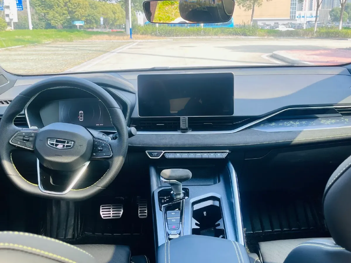 2021 Geely Preface 2.0T 190HP L4 7DCT,autocango,china used car exporter,china ev exporter,chinese used car exporter,chinese used ev exporter