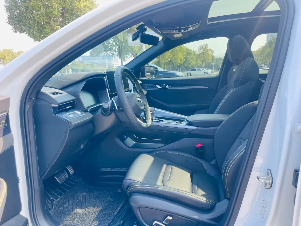 2021 Geely Preface 2.0T 190HP L4 7DCT,autocango,china used car exporter,china ev exporter,chinese used car exporter,chinese used ev exporter